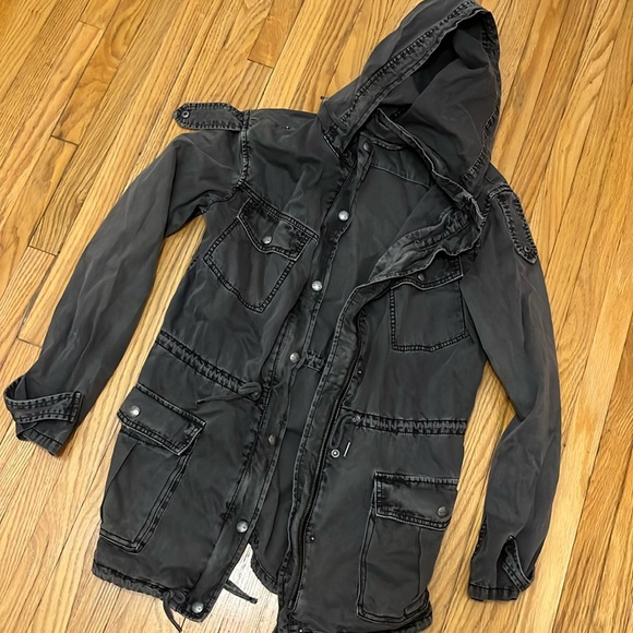 TALULA Aritzia Cargo Trooper Jacket - Picture 2 of 8